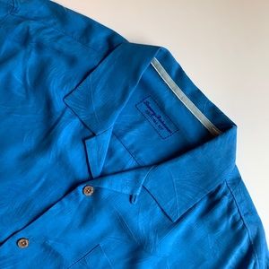 Large Men’s Tommy Bahama Button Up